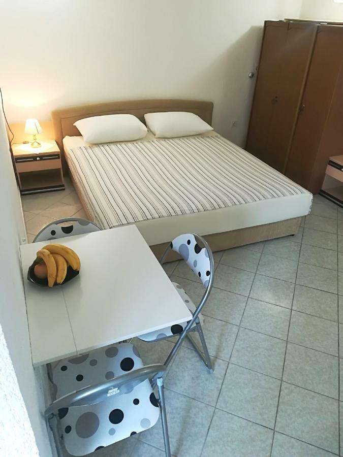 Apartment And Rooms Markovic 센 외부 사진